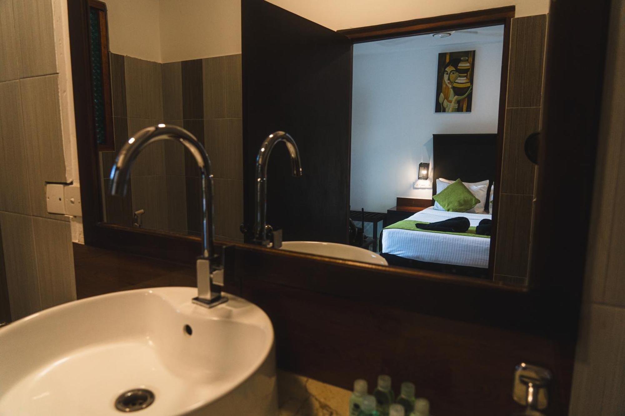 דמבולה Sundaras Infinity Jungle Resort מראה חיצוני תמונה