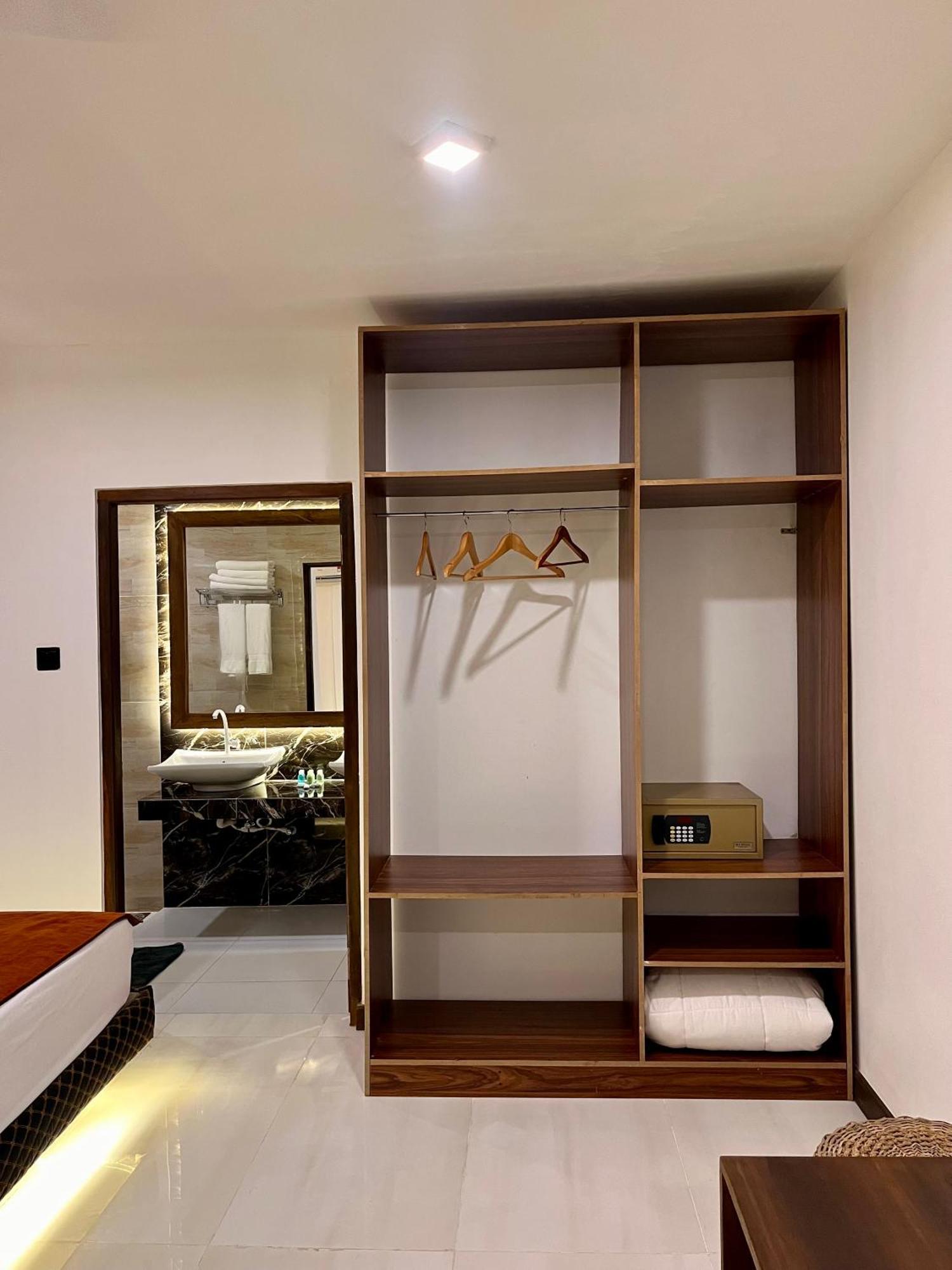 דמבולה Sundaras Infinity Jungle Resort מראה חיצוני תמונה